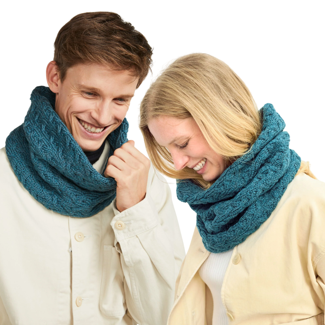 Unisex Merino Wool Infinity Cabled Sea Blue Snood