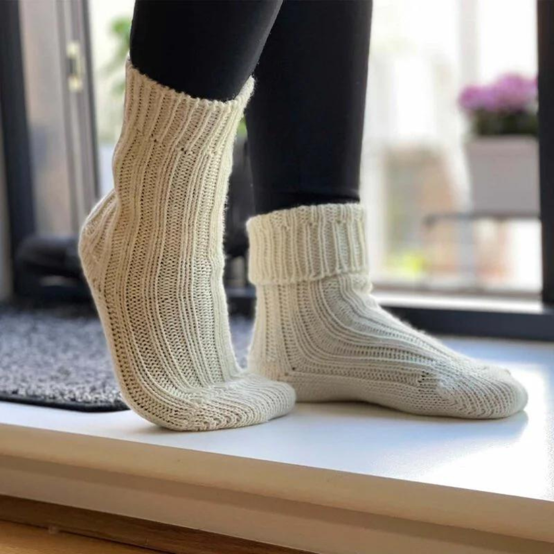 Doogan Donegal 100% Pure Wool Irish Walking Socks Natural