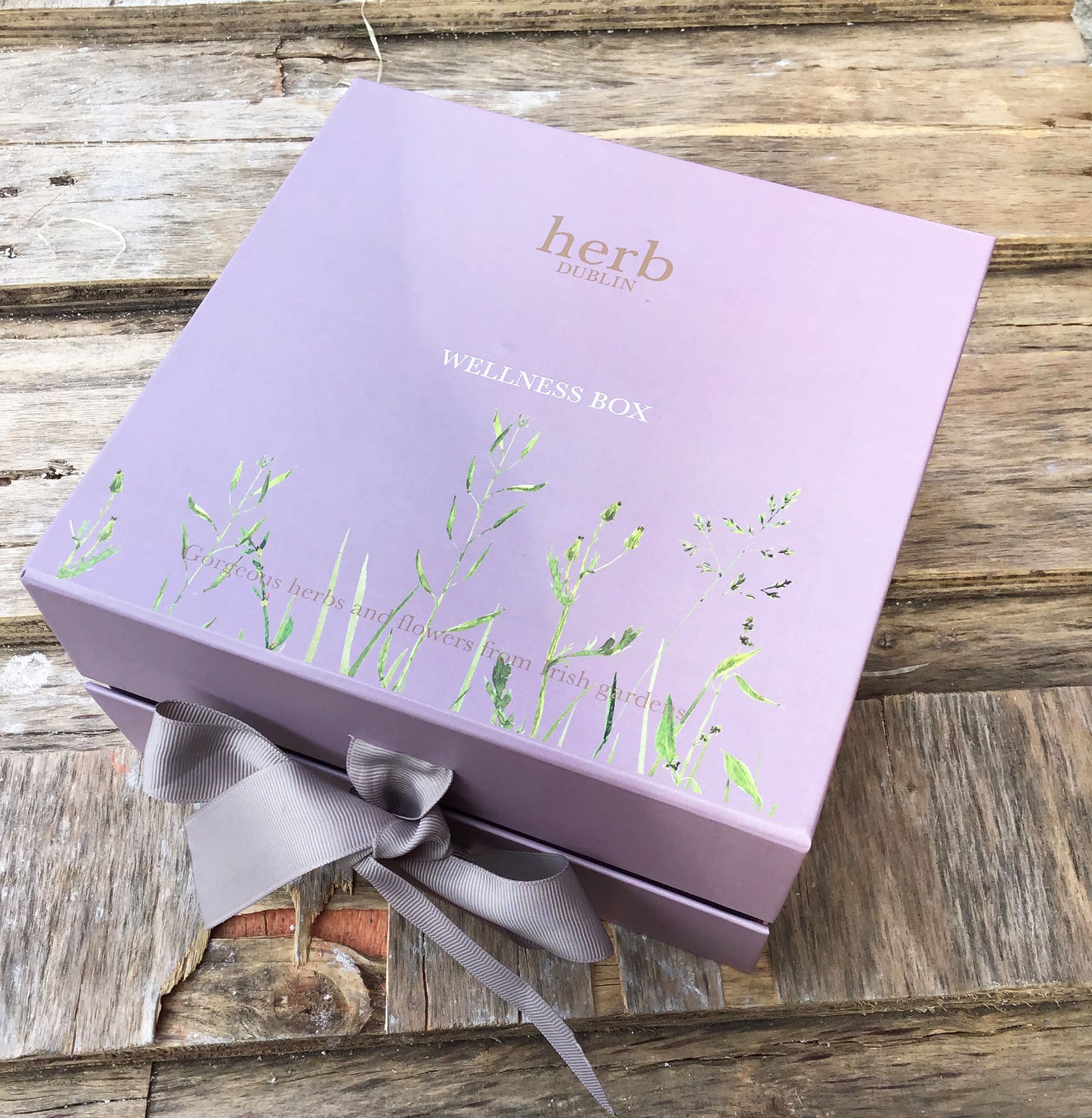 Herb Dublin Wellness Sleep Hamper