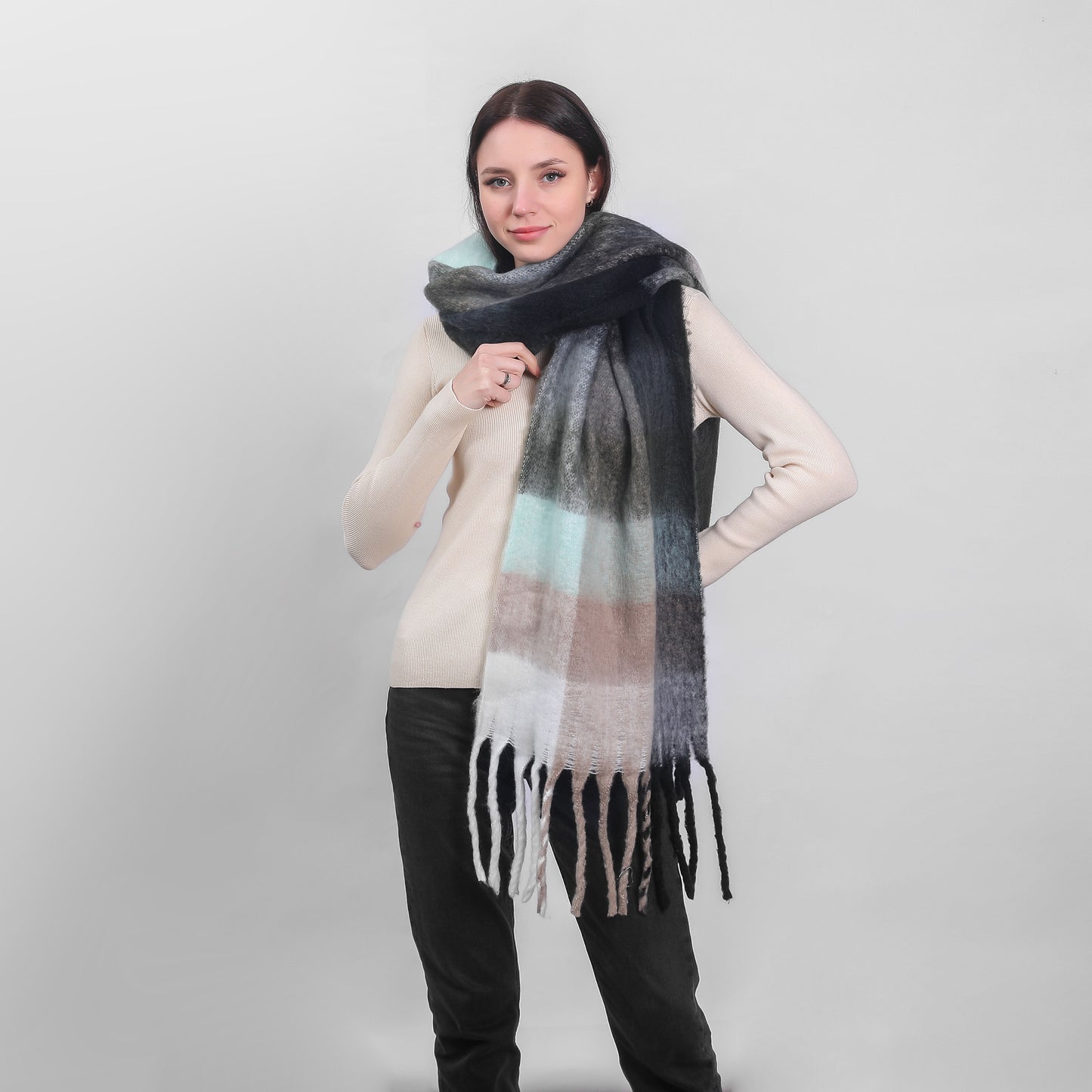 Irish Soft Check Scarf Green Grey