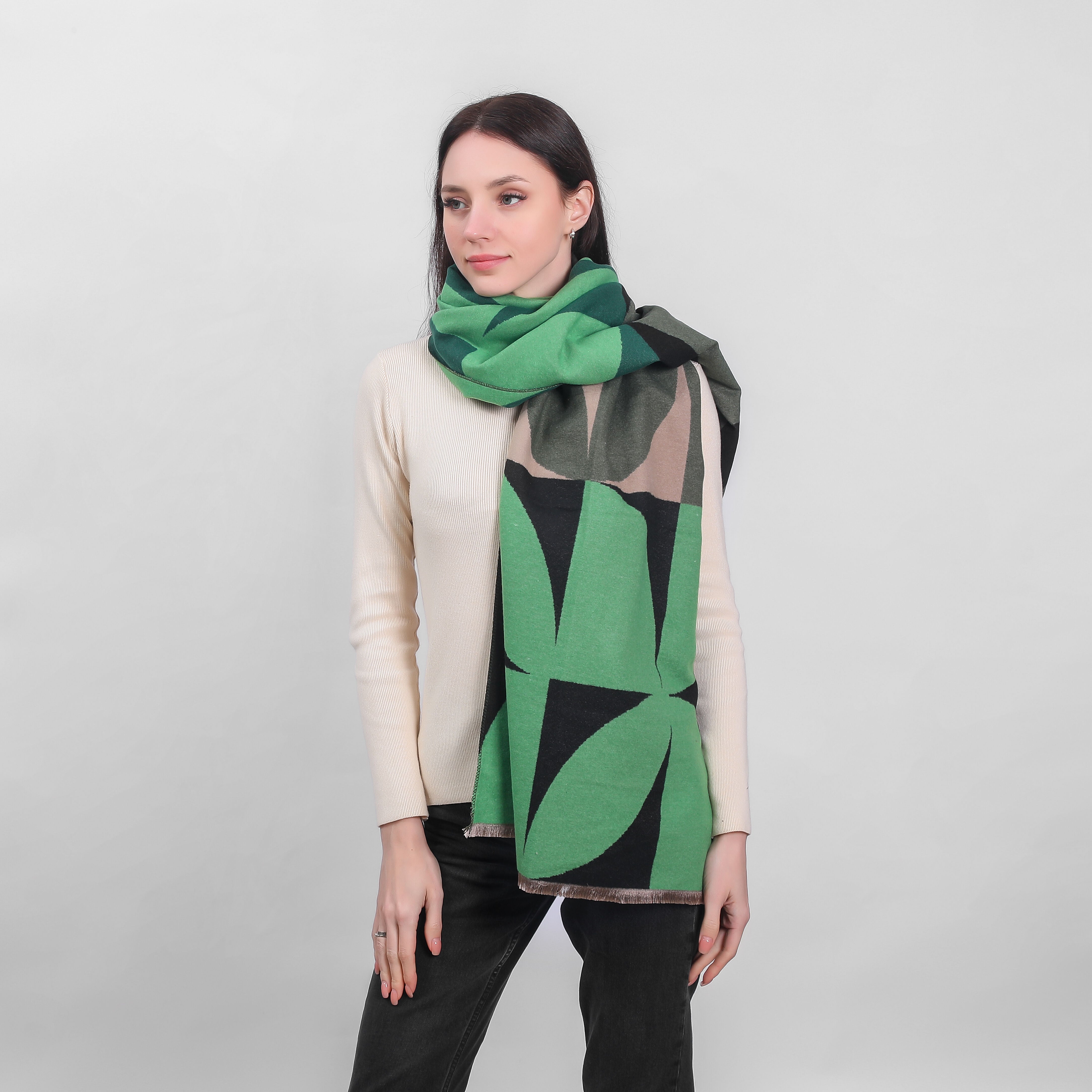 Ladies Geometric Scarf Green & Black