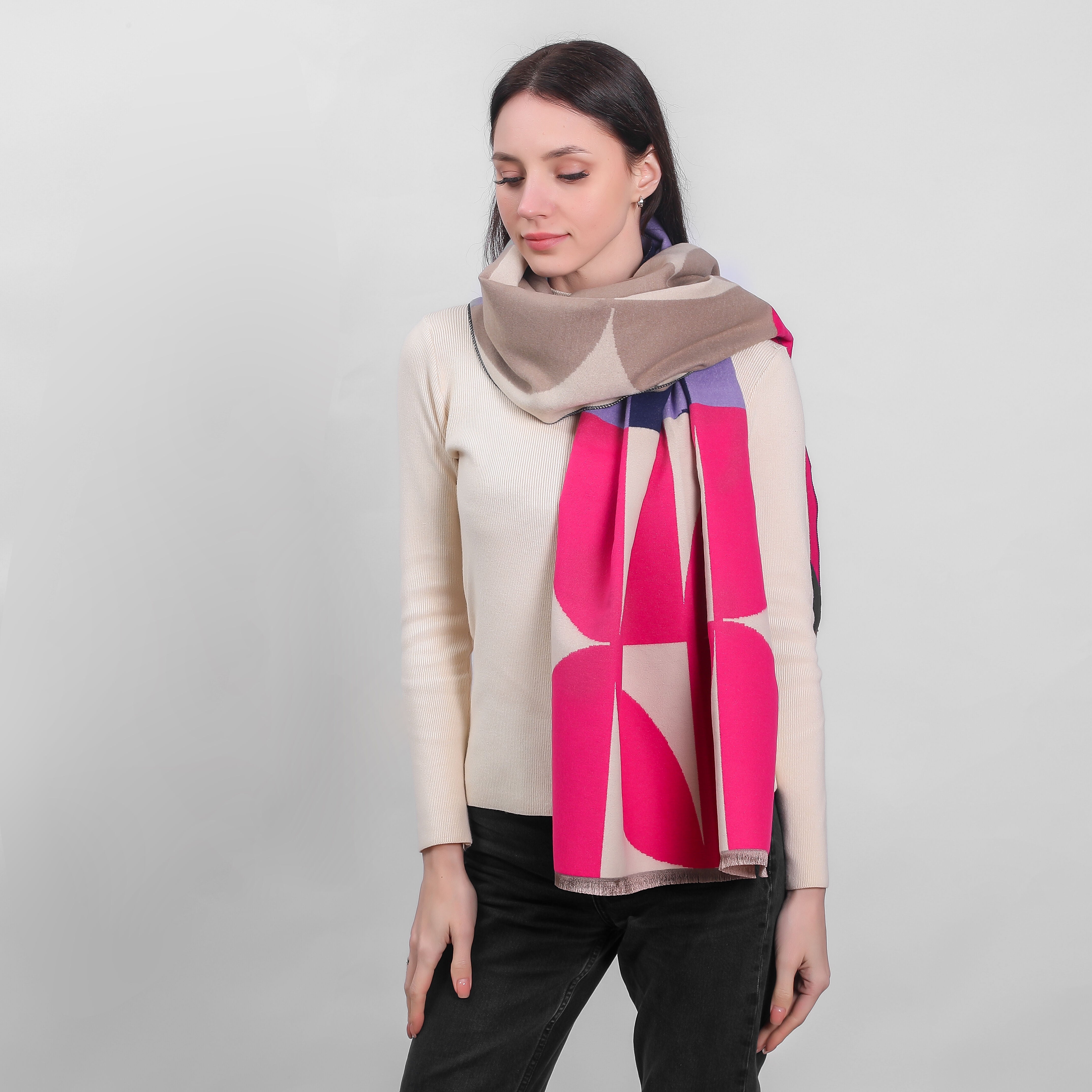 Ladies Geometric Scarf Cream & Pink