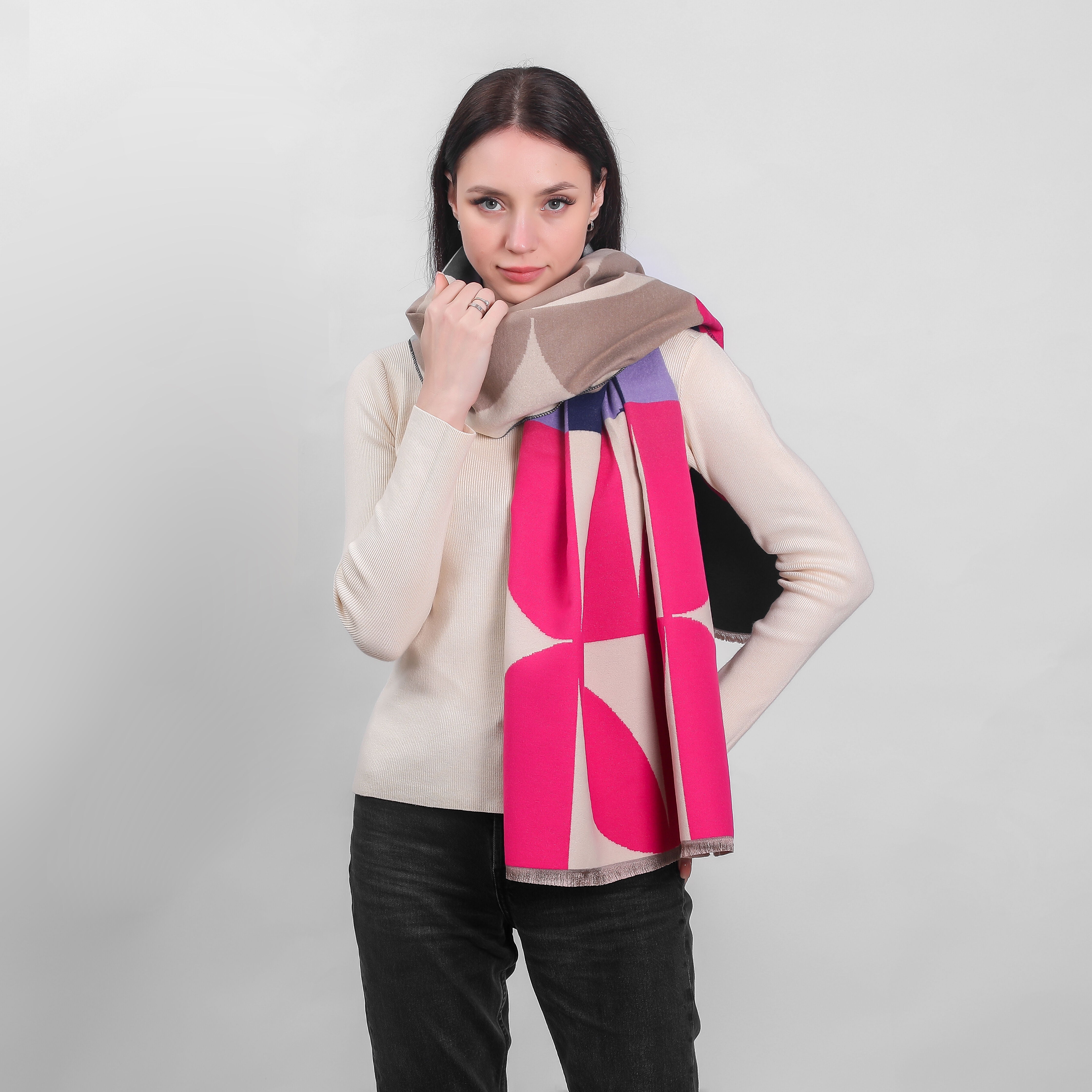 Ladies Geometric Scarf Cream & Pink