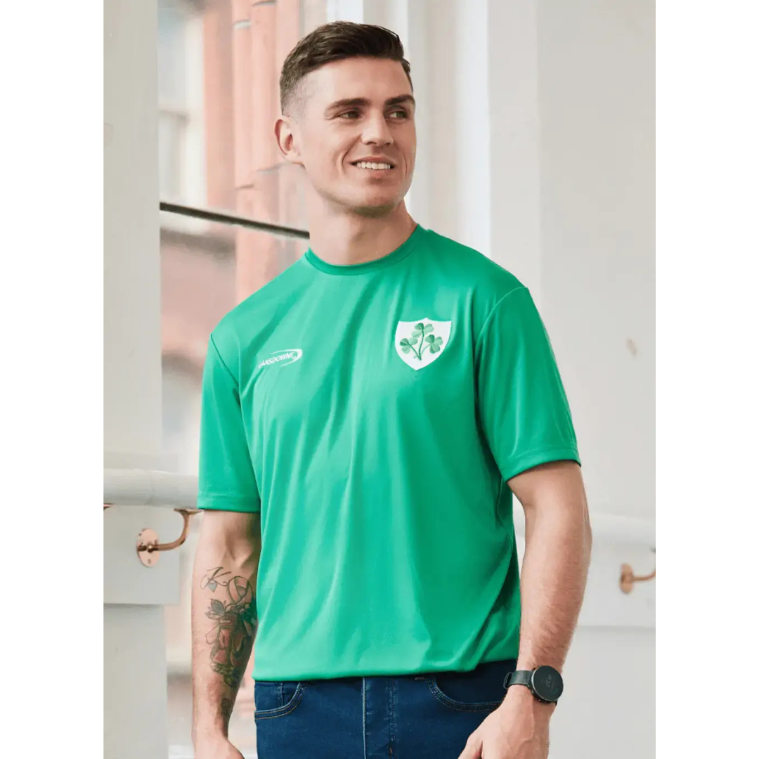 Lansdowne Men's Island Green Shamrock Crest Performance Top