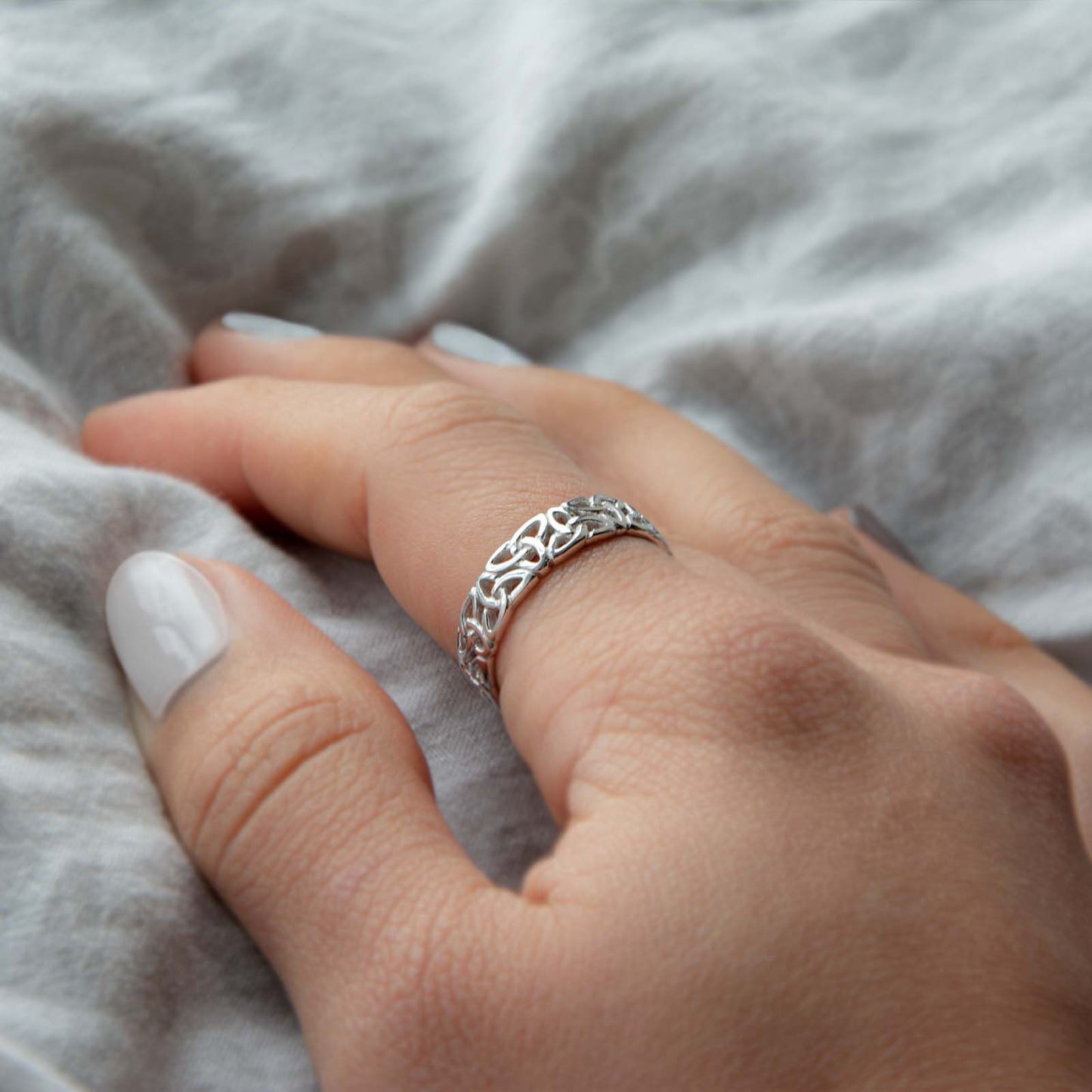 Ladies Hallmarked Sterling Silver Trinity Knot Ring