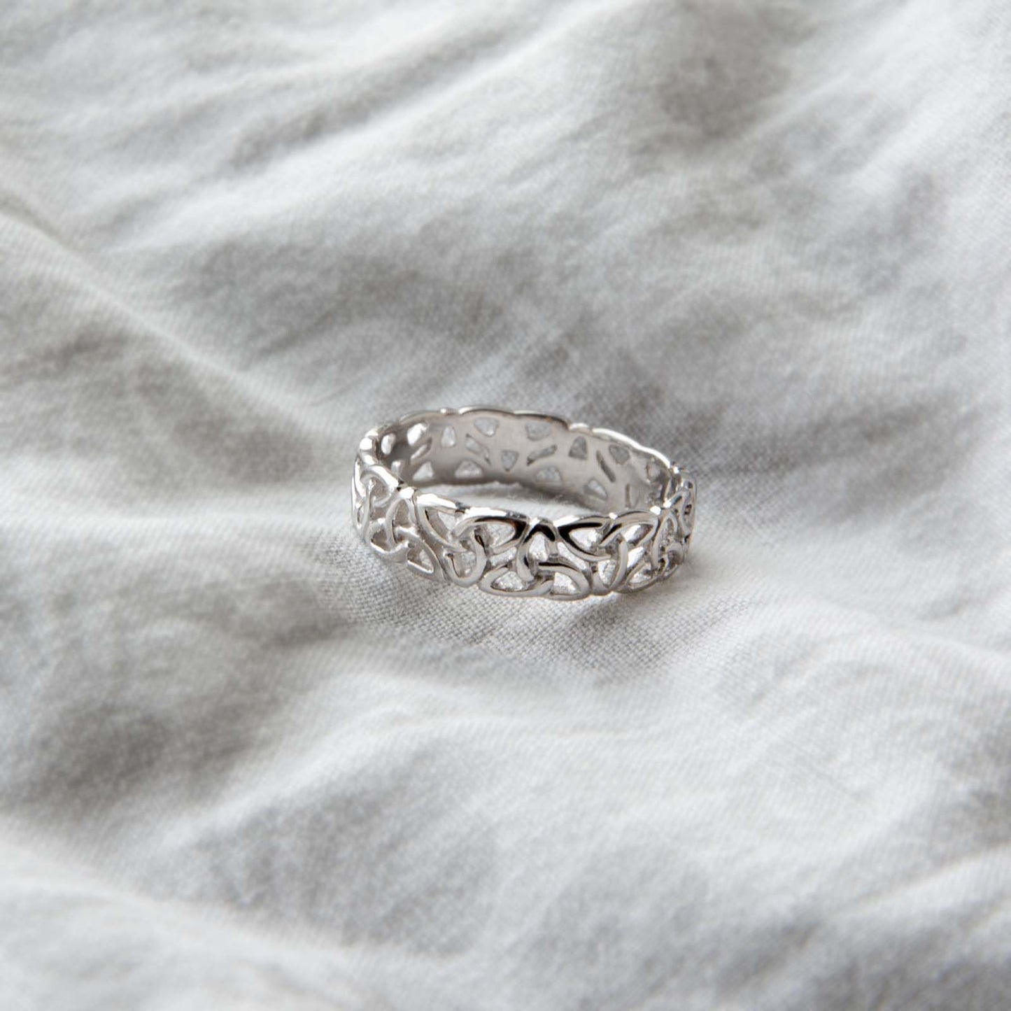 Ladies Hallmarked Sterling Silver Trinity Knot Ring