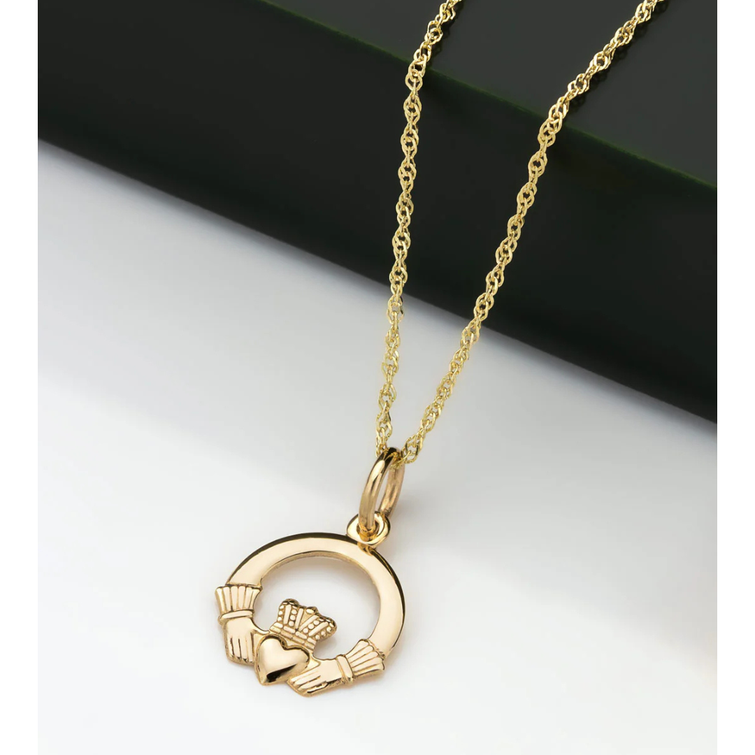 9k Gold Light Claddagh Necklace