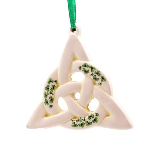 Trinity Knot Wall Haning