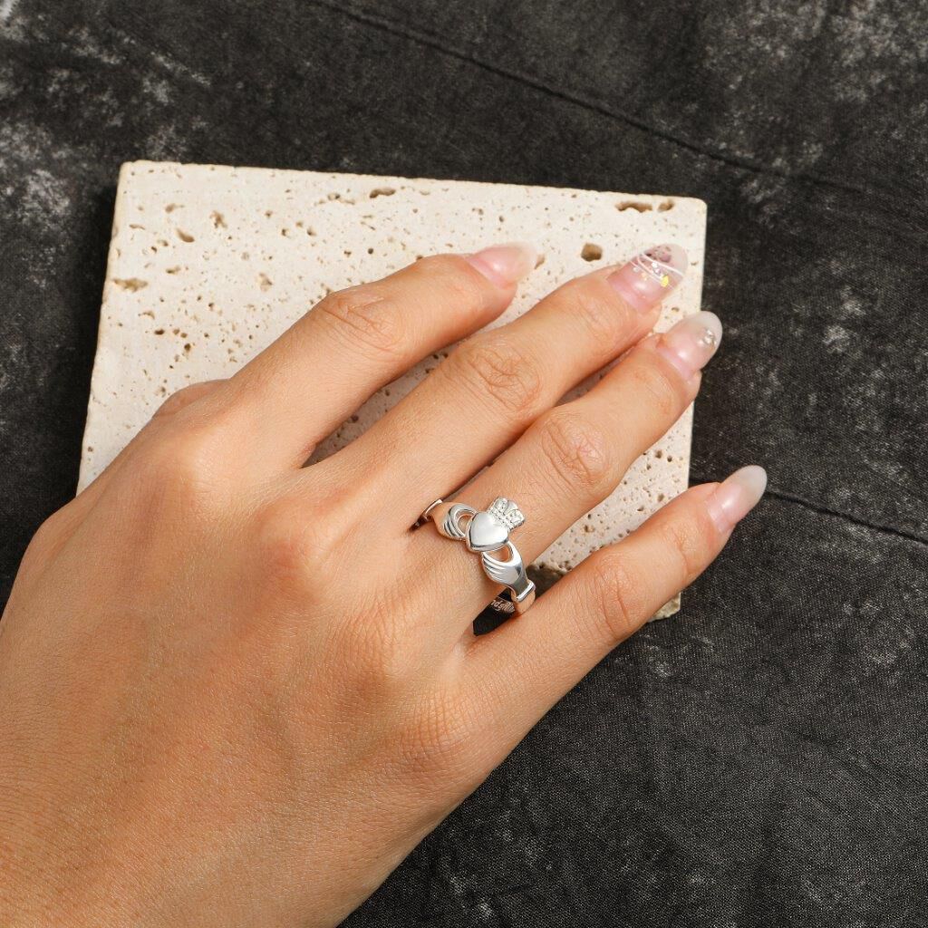 Sterling Silver Plain Claddagh Ring