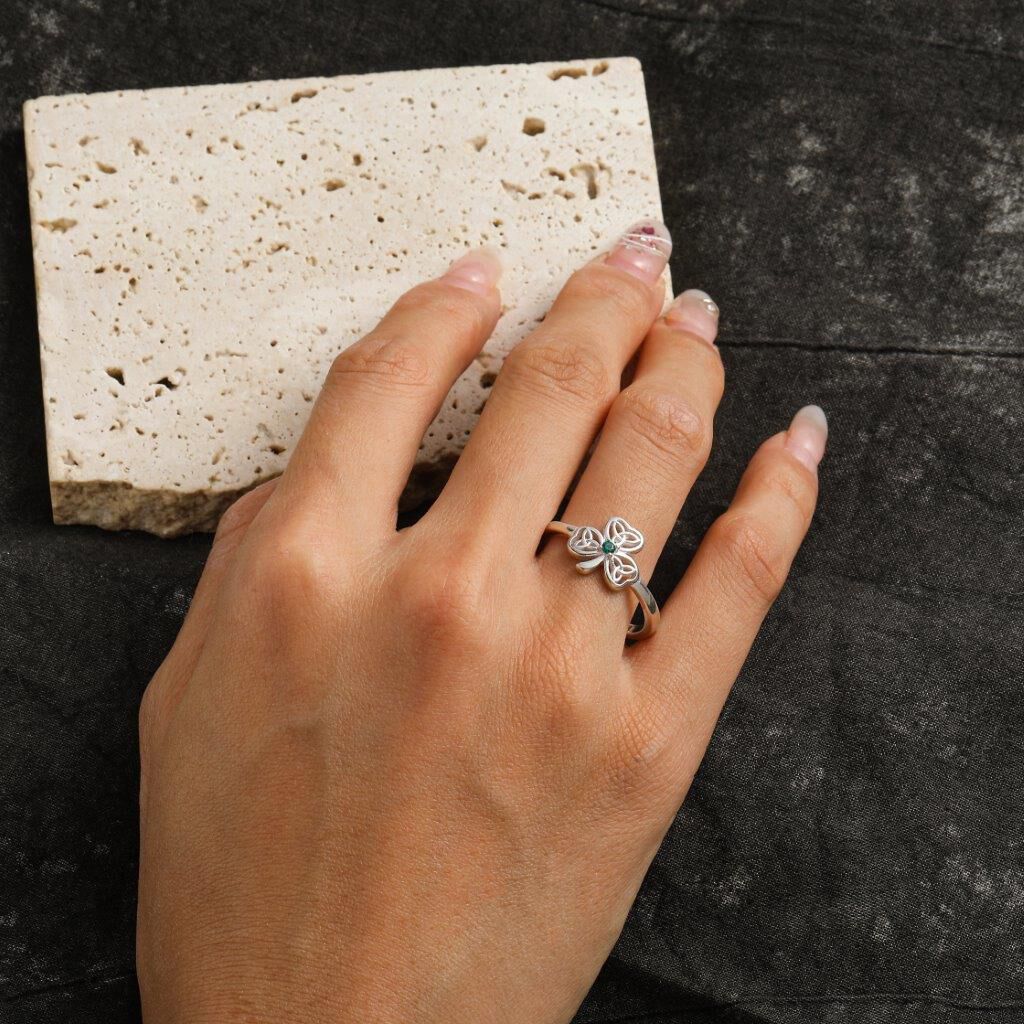 Sterling Silver Shamrock Trinity Knot Ring