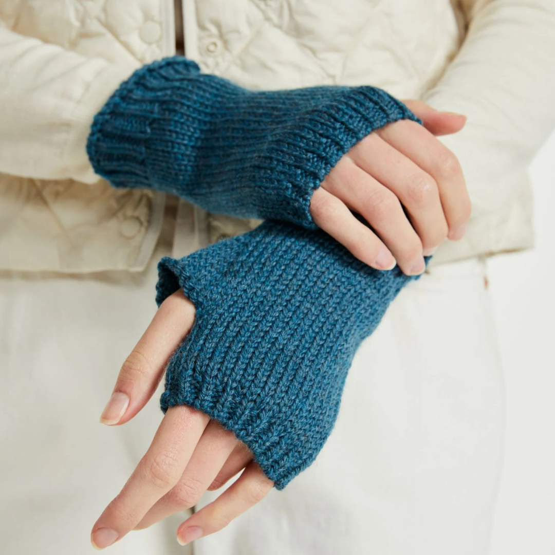 Ladies Nepped Wool Teal Fingerless Mitts