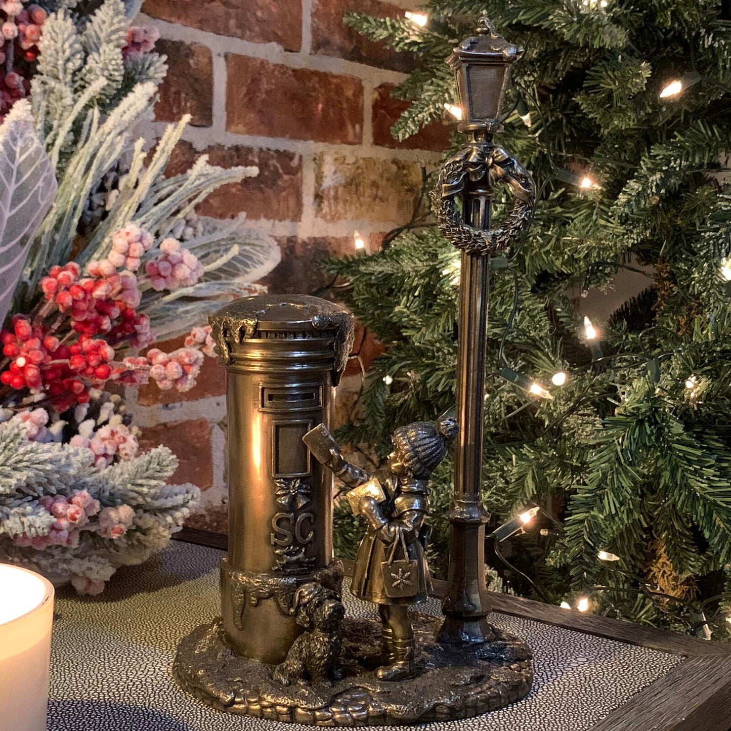Letters To Santa Claus Bronze Statuette Christmas Decoration