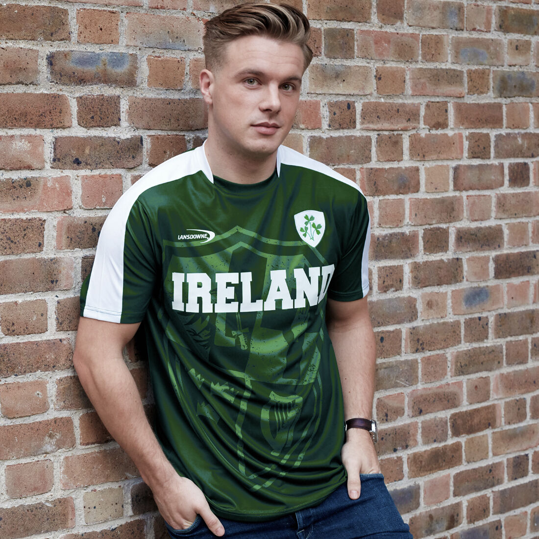 Lansdowne Ireland Shamrock Sprig Design Performance Top