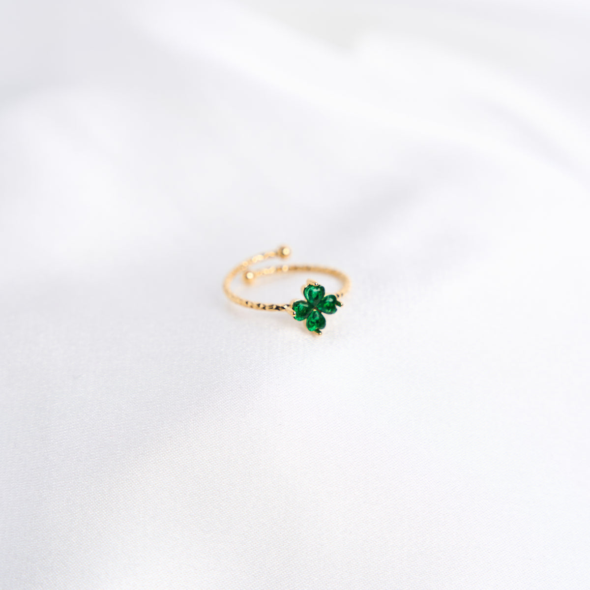 Green Four Leaf Clover Gold Ring 