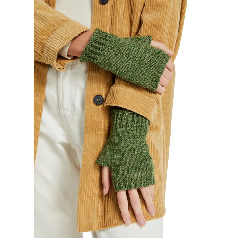 Ladies Aran Wool Green Fingerless Mitts