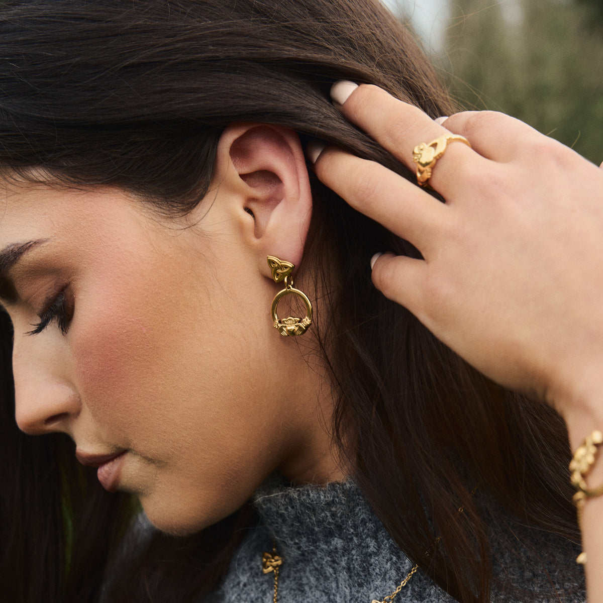 Claddagh Knot Gold Earrings