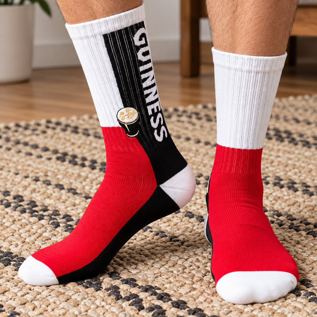 Unisex Smiley Pint Sport Socks