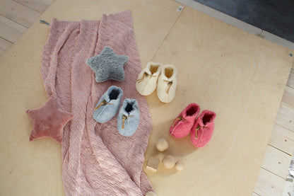 Yoko Wool Natural Baby Booties
