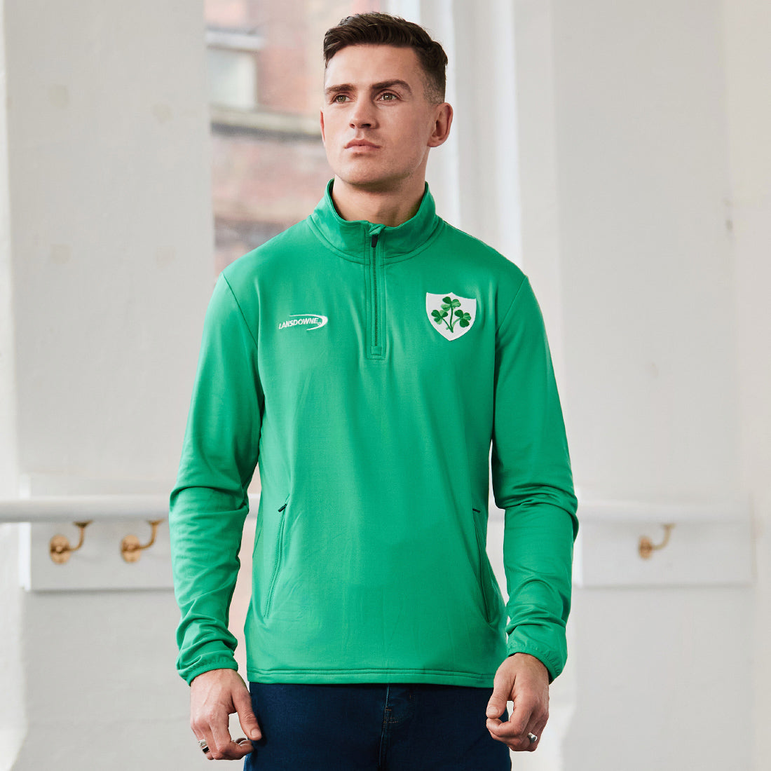 Men's Shamrock Crest 1/4 Zip Green Performance Top