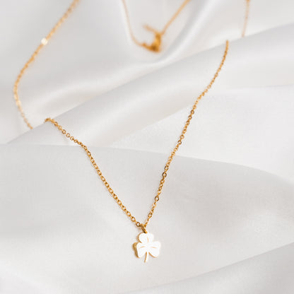 Shamrock Pendant Gold Necklace