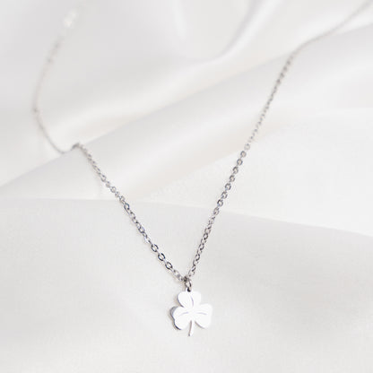 Shamrock Pendant Silver Necklace