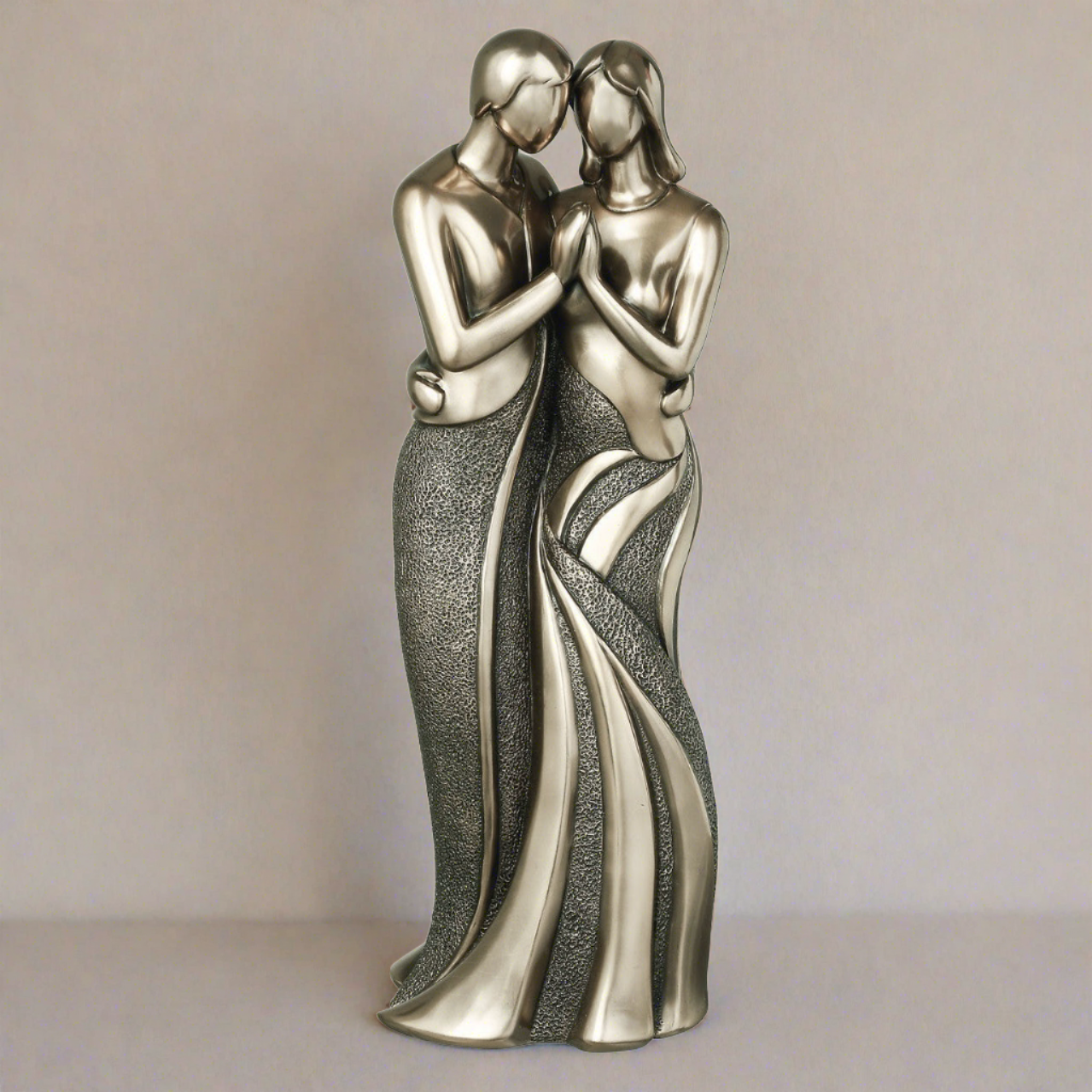 11" Forever Love Statue 